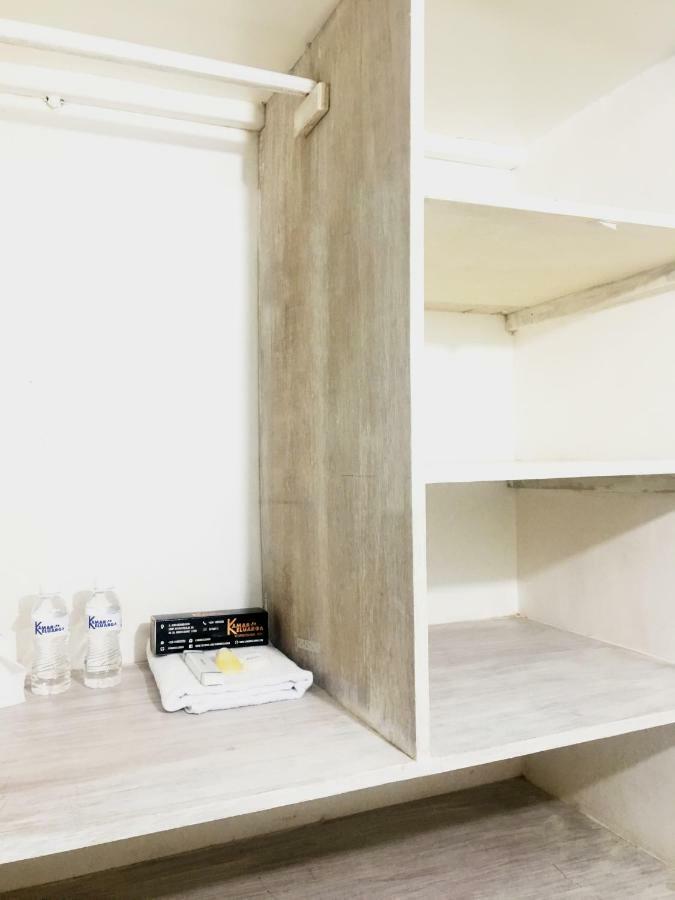 Kamar Keluarga Duri Kosambi Hotel Джакарта Екстериор снимка